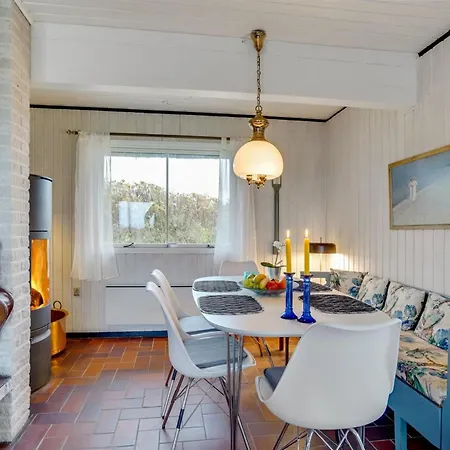 Nyaraló Emiline - 250m From The Sea By Interhome *